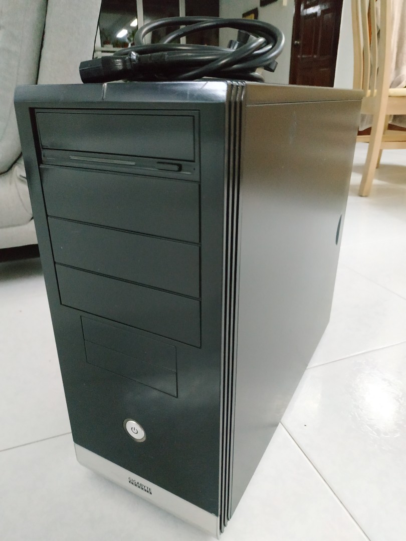 Gigabyte chassis tower), Computers & Tech, Parts