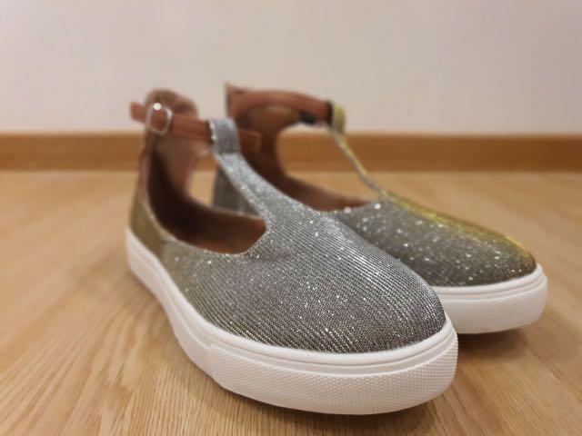 Glitter t clearance bar shoes