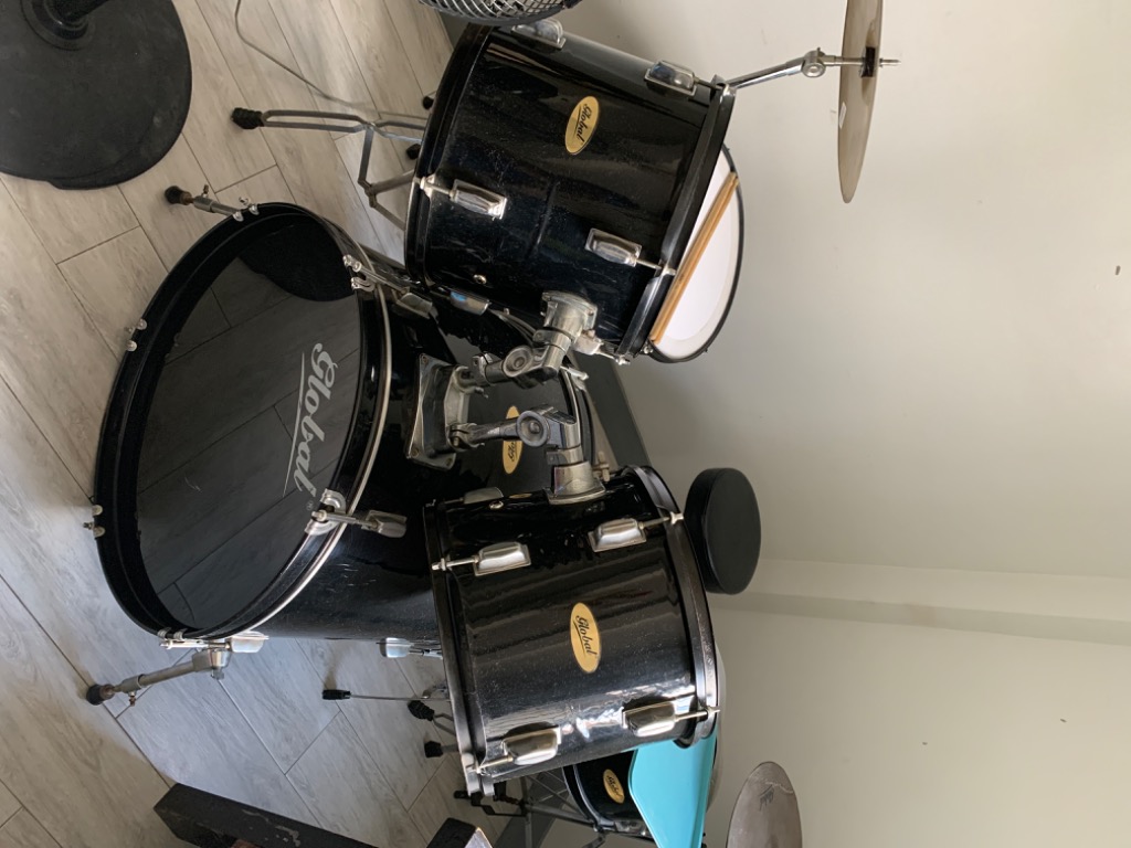 Global Drum Set, Hobbies & Toys, Music & Media, Musical Instruments on