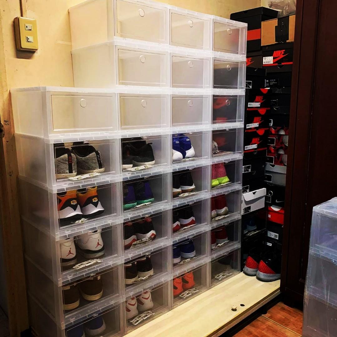 Hi Top Shoe Box Clear/White (Category: Sneakers) located in San Juan City. Submitted by kjhelera (Listing ID 262861162, Image 2). Description: .