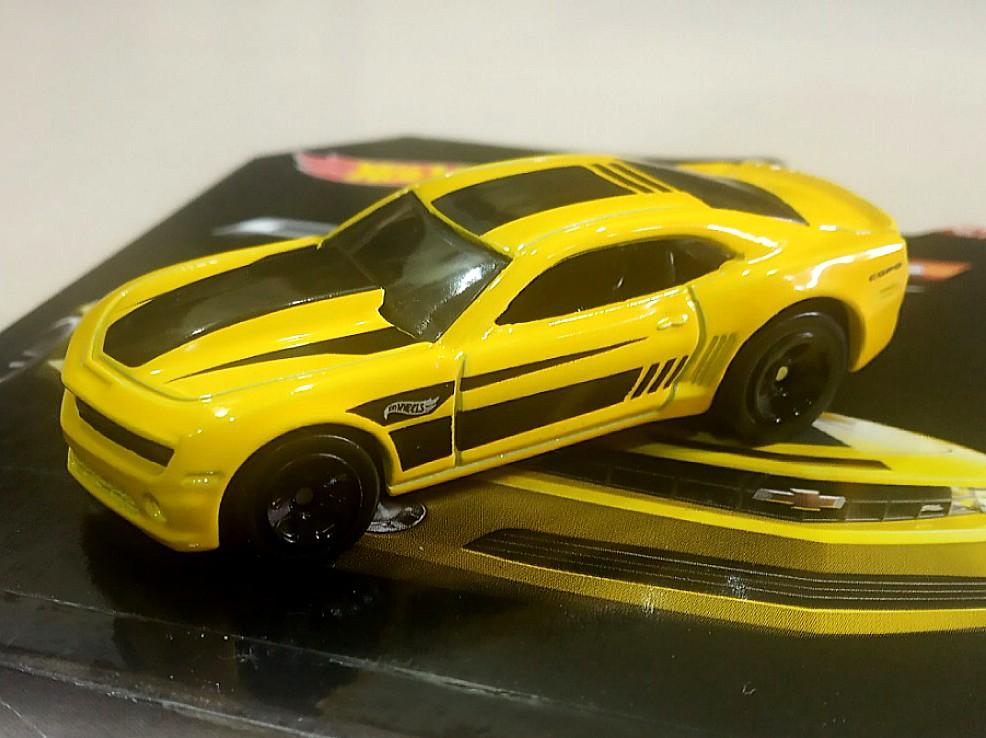 Hot wheels sales yellow camaro
