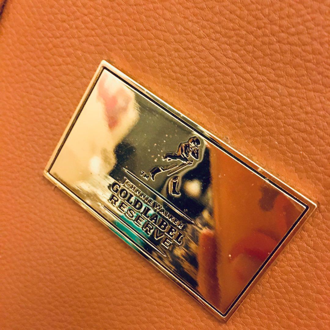 Johnnie Walker Travel Bag Men s Fashion Bags Belt Bags Clutches And johnnie-walker-travel-bag-men-s-fashion-bags-belt-bags-clutches-and