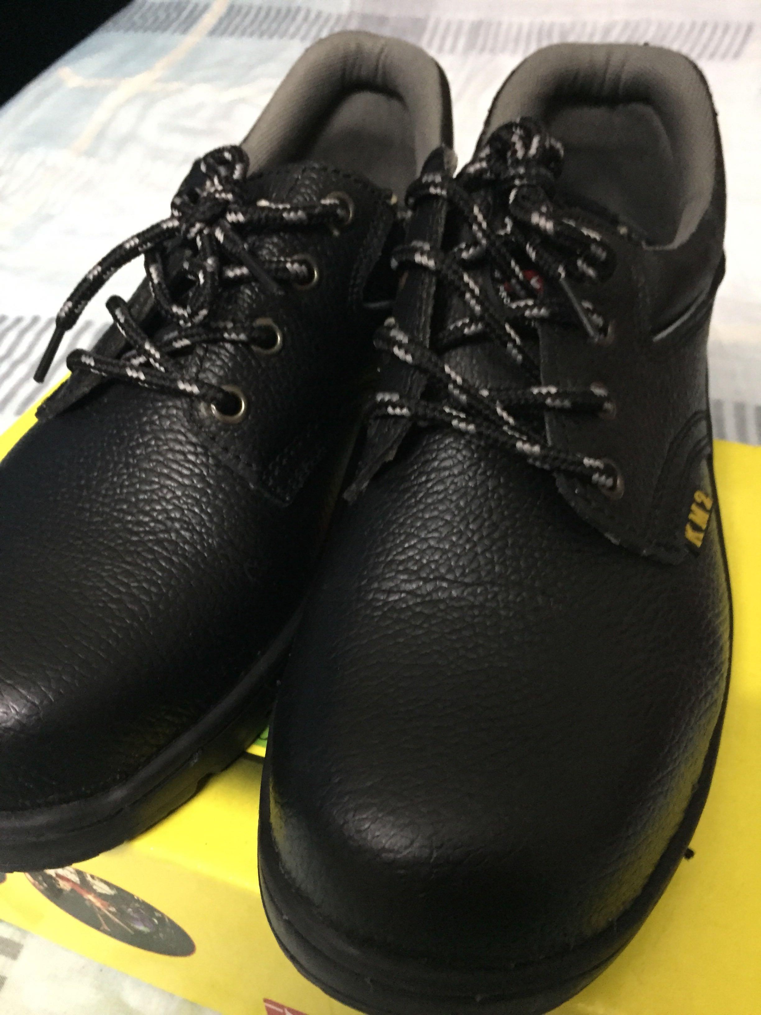 Km2 Safety Shoes, Men's Fashion, Footwear, Boots on Carousell