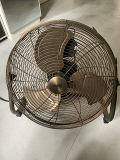 （分類：）位於 。 由 markmorris3531 提交（商品編號 1019631260，圖片 1）。簡介： 。
