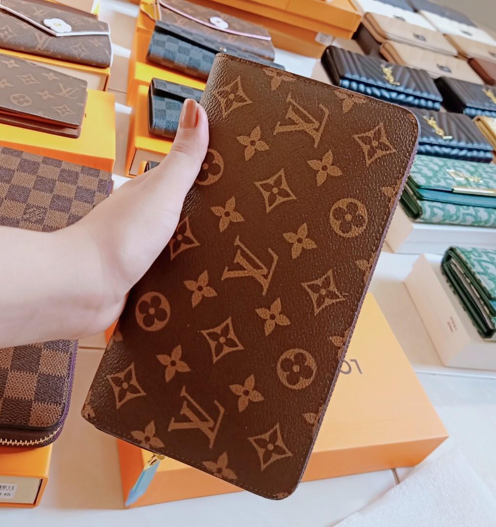 Louis Vuitton Checkbook wallet, Luxury, Bags & Wallets on Carousell