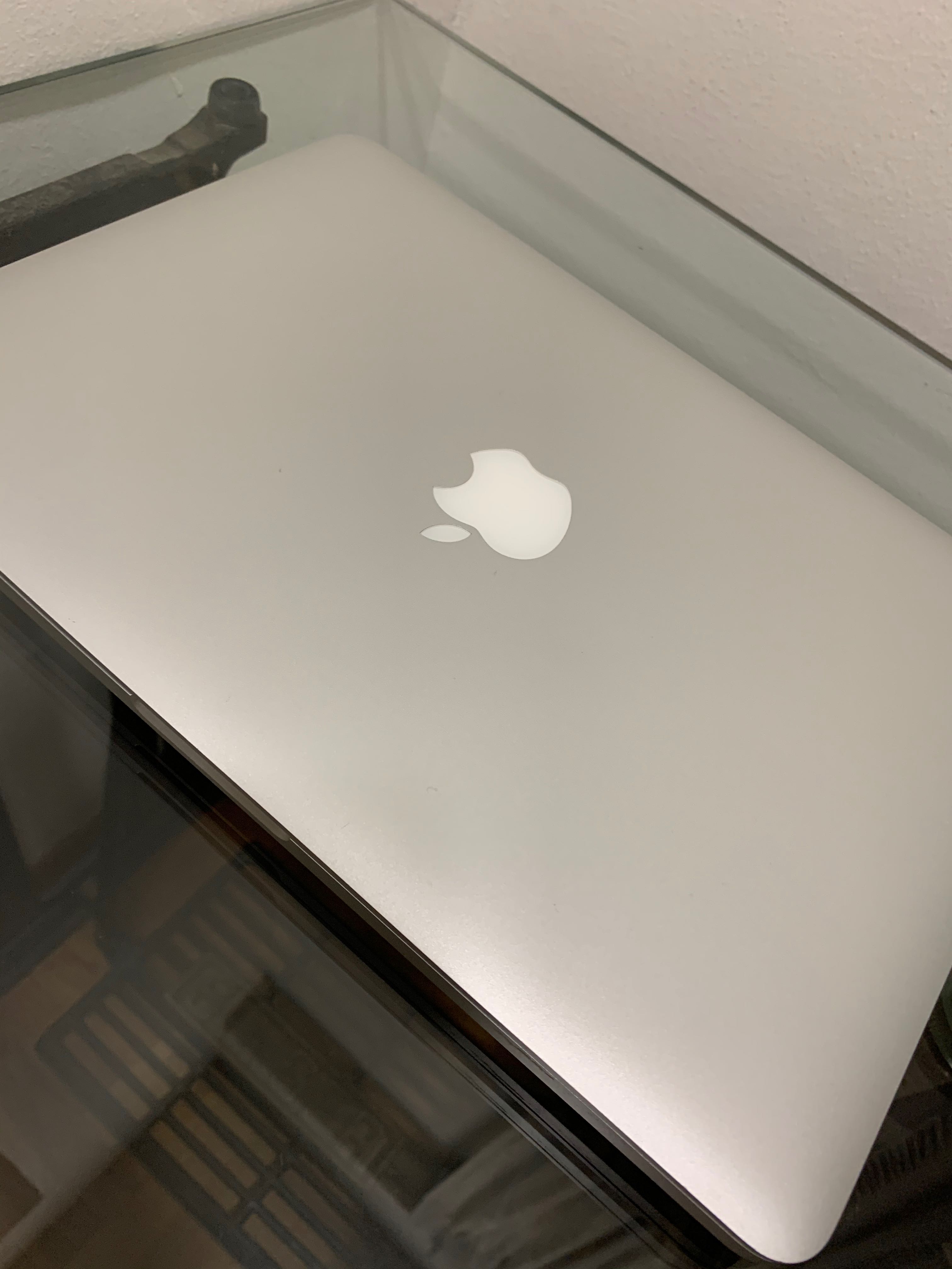 MacBook Pro + Microsoft office , Computers & Tech, Laptops & Notebooks