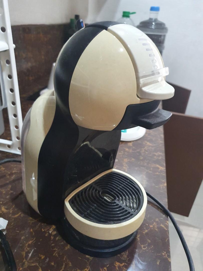 Nescafe Dolce Gusto Machine (Category: Beverages) located in Pasig City. Submitted by bubbles2022 (Listing ID 1019643739, Image 2). Description: Perfectly working. Used but not too often. PM me at 0977 1023264.