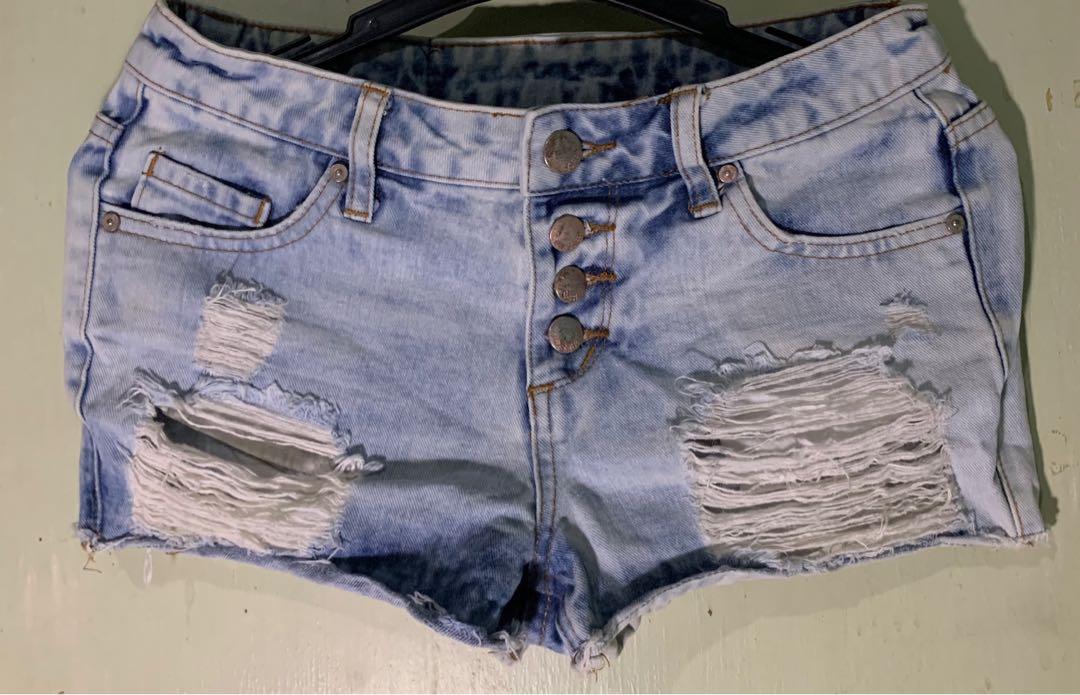 new yorker ripped jeans