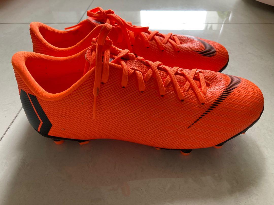 nike mercurial football shoes