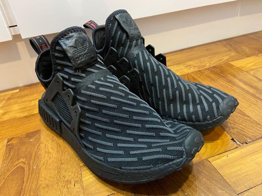 nmd xr1 triple black