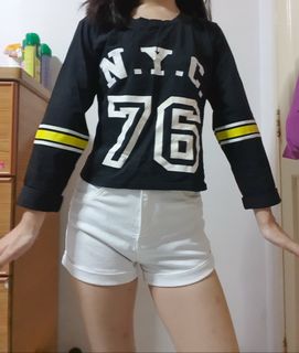 (Category: ) located in . Submitted by shoppingqueen97 (Listing ID 1019691949, Image 1). Description: .