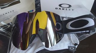 （分類：）位於 。 由 snowboardfans 提交（商品編號 1019554672，圖片 1）。簡介： 。