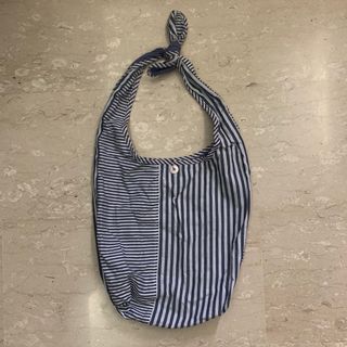 (Category: ) located in . Submitted by anthlea (Listing ID 1019580497, Image 1). Description: .