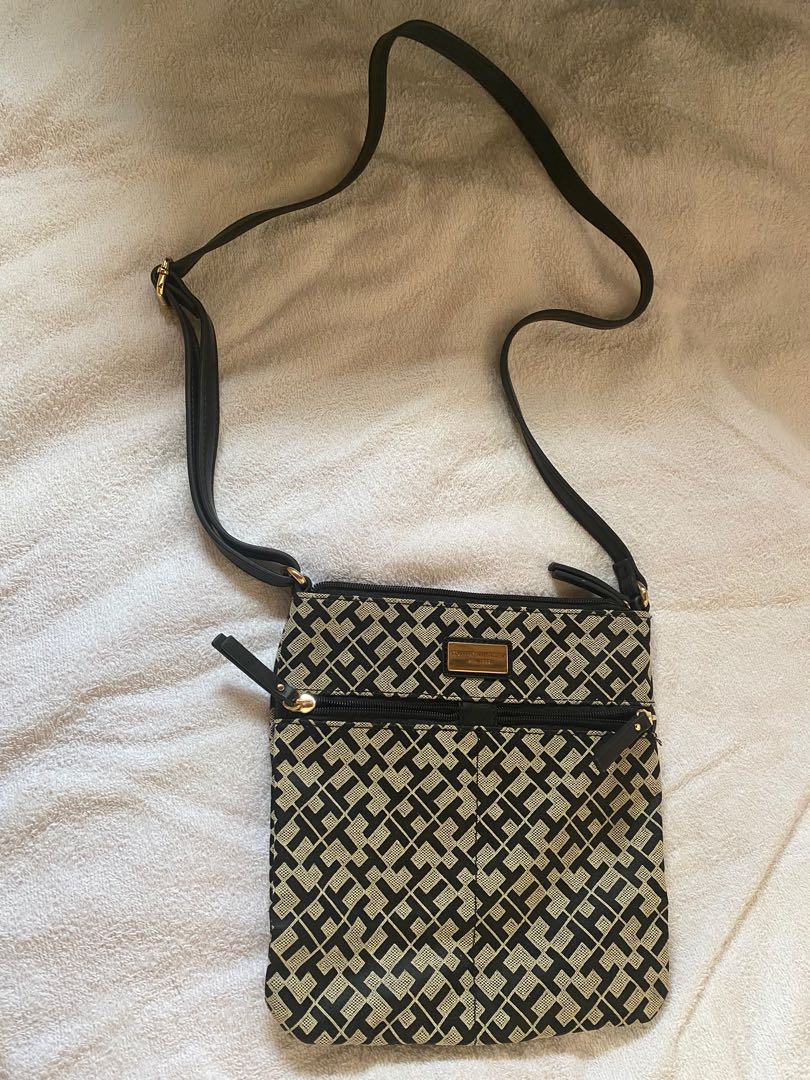 tommy hilfiger slingbag