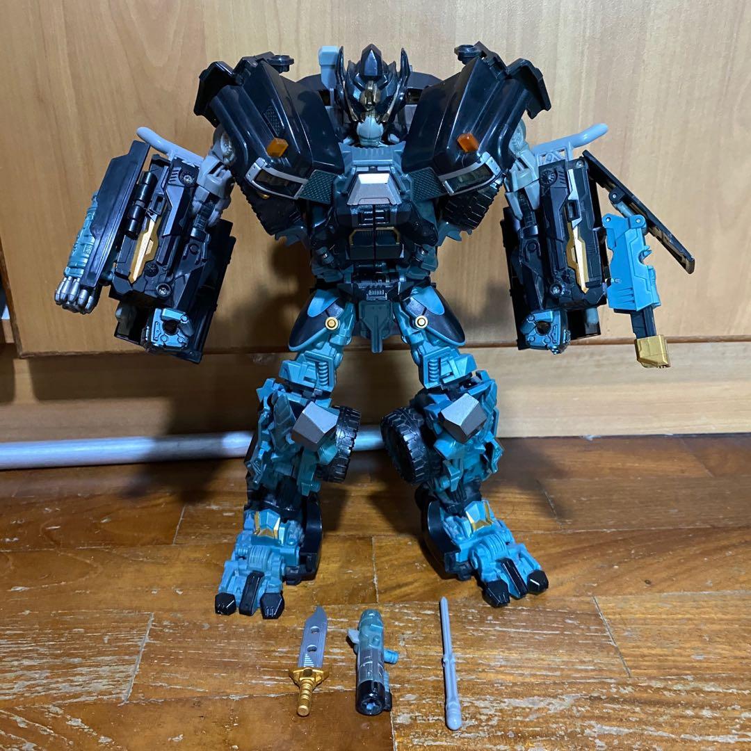 transformers dotm leader class ironhide