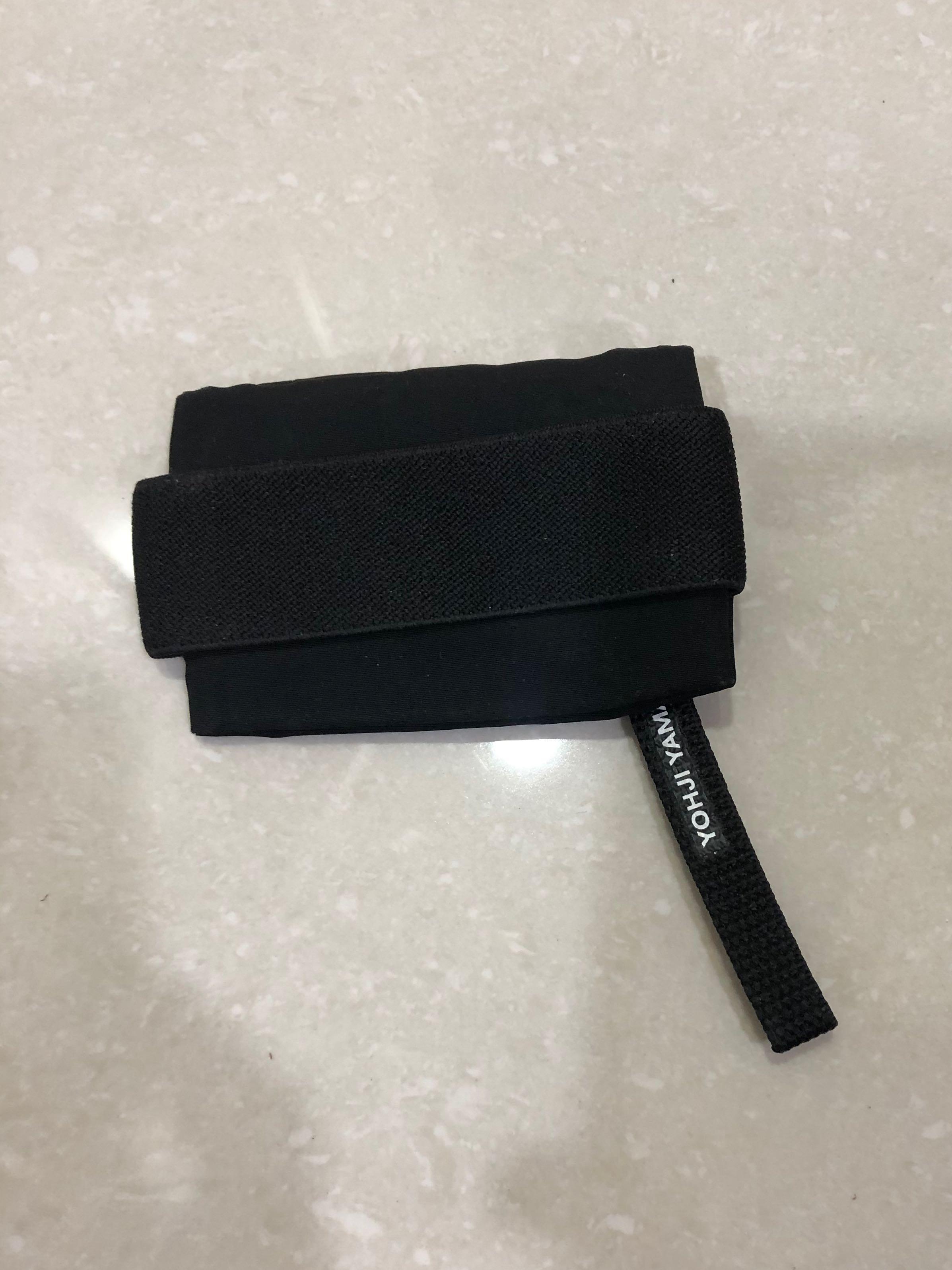 Y3 mini wrist pouch top