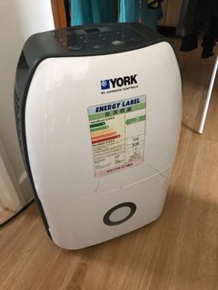 （分類：）位於 。 由 j2014 提交（商品編號 1019592015，圖片 1）。簡介： 。