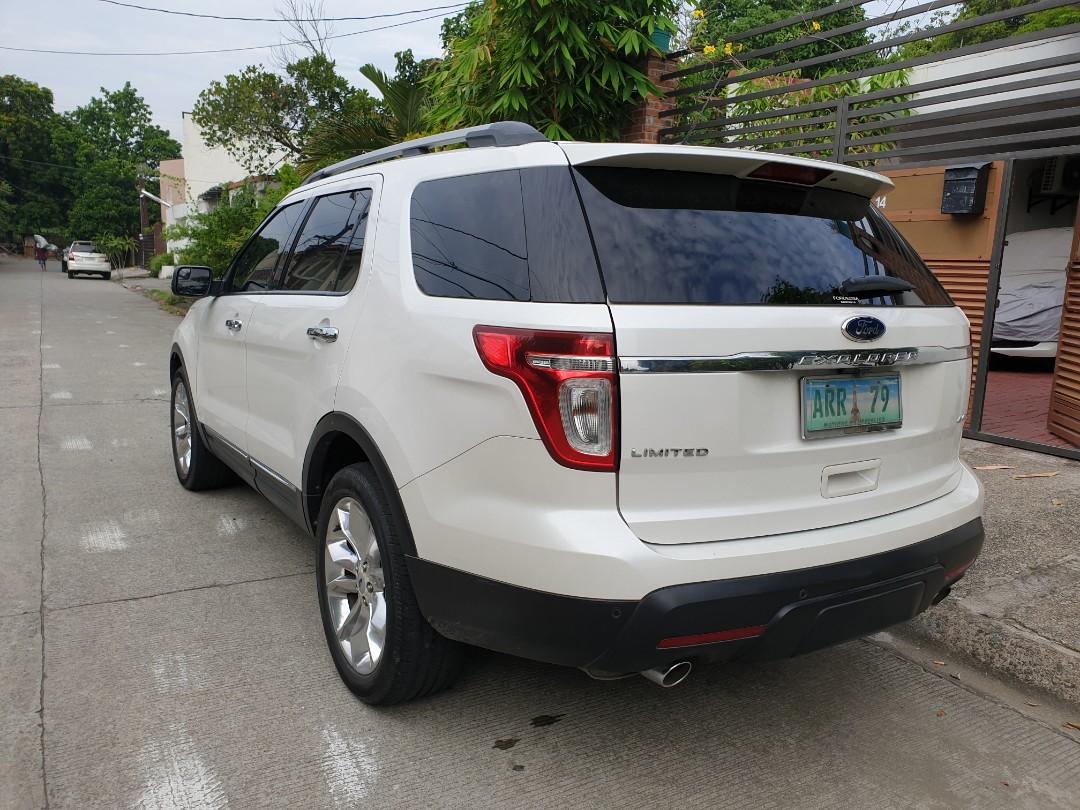 2012 Ford Explorer 3.5 V6 automatic 4x4 sunroof top of the
