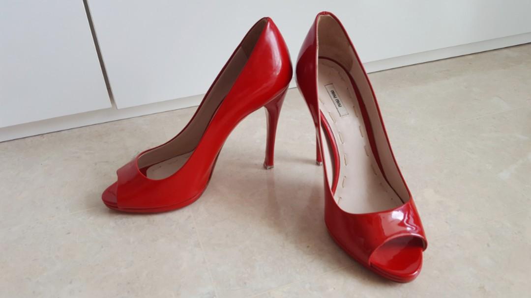 Red peep hotsell toe heels