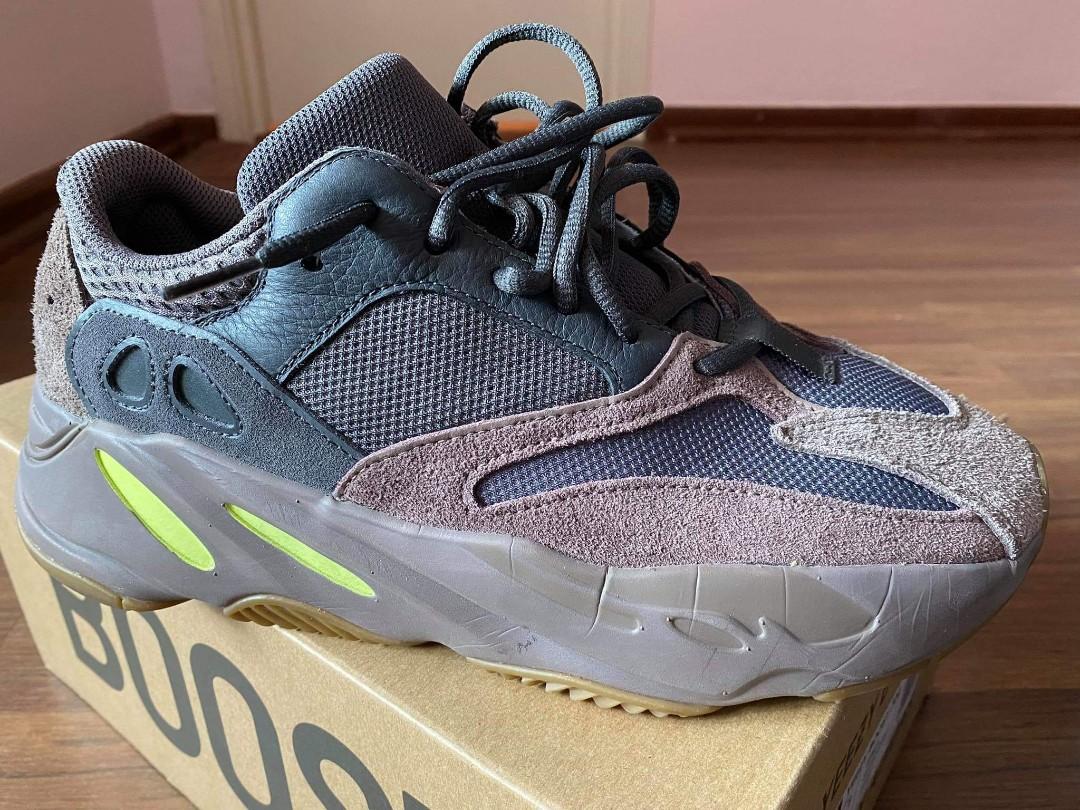 yeezy 700 39