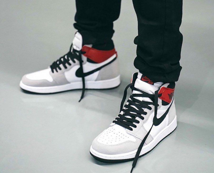 Air Jordan 1 High Light Smoke Grey, Men's Fashion, Footwear, Sneakers on  Carousell