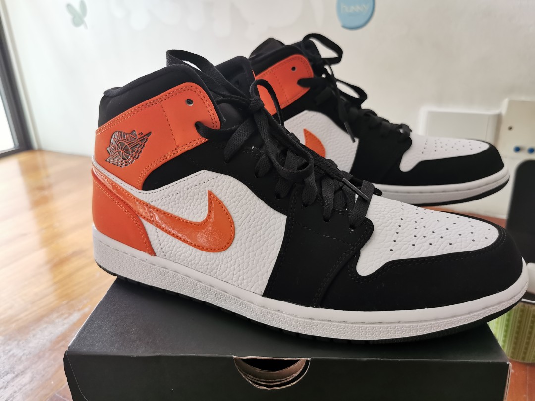 Jordan 1 store mid sbb