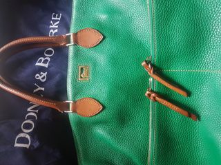 (Category: ) located in . Submitted by luxurilicious (Listing ID 1019815662, Image 1). Description: .