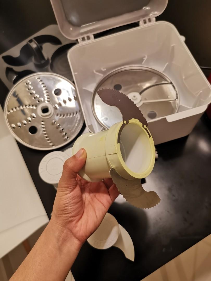 Kitchenaid 13 cup food processor (9 month warranty remaining), TV