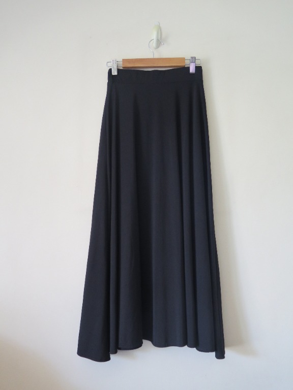 long black flowy skirts