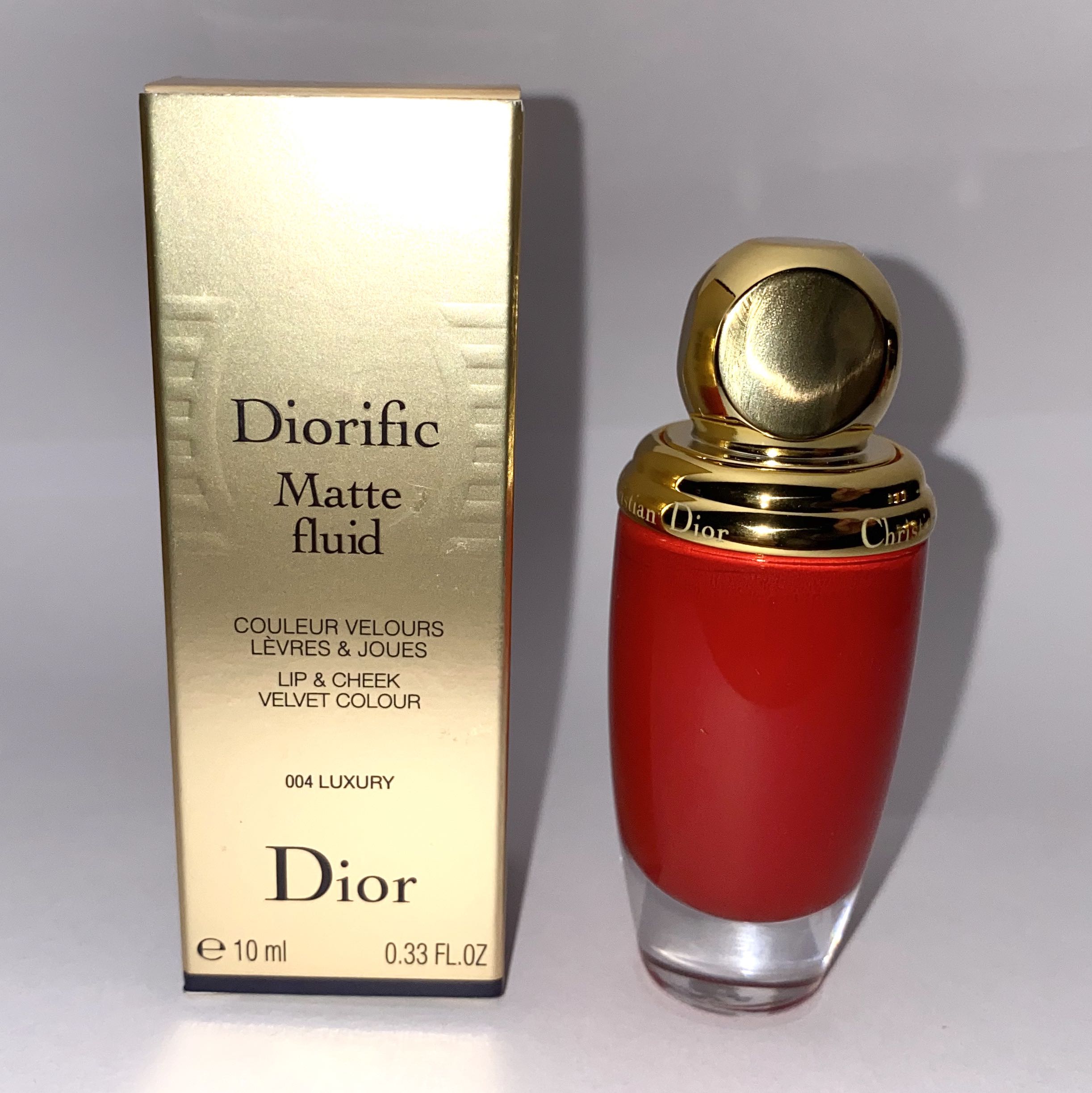 Diorific top matte fluid