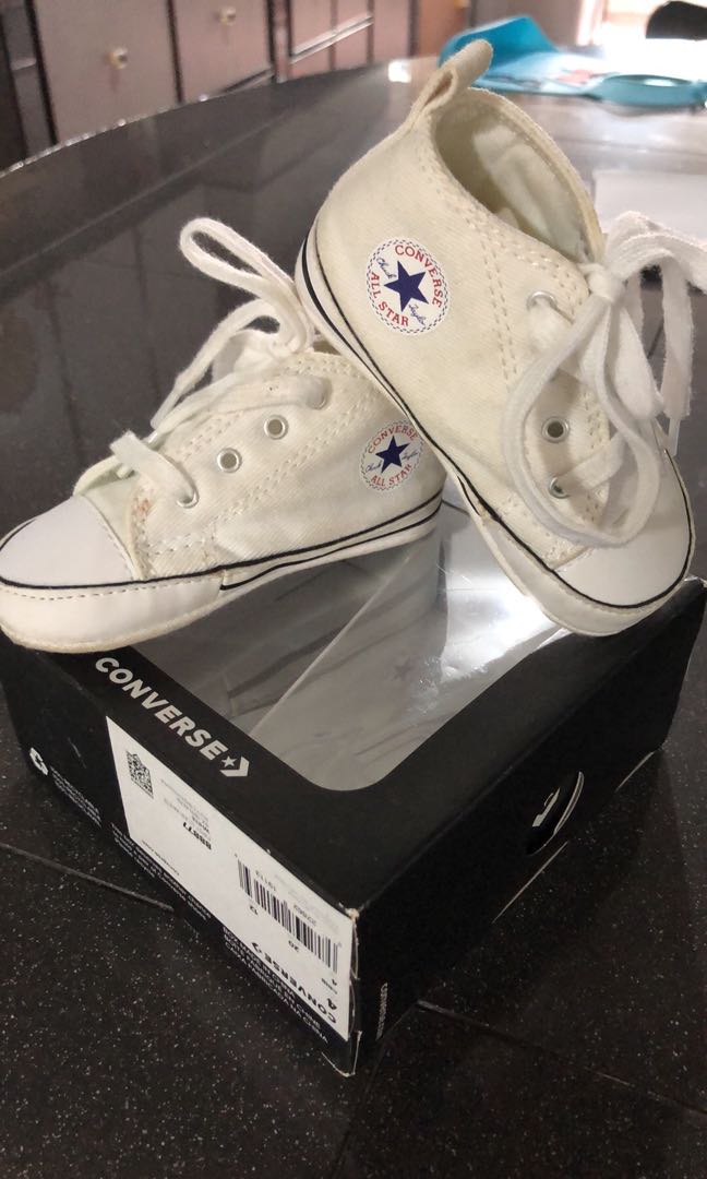 baby sneakers converse