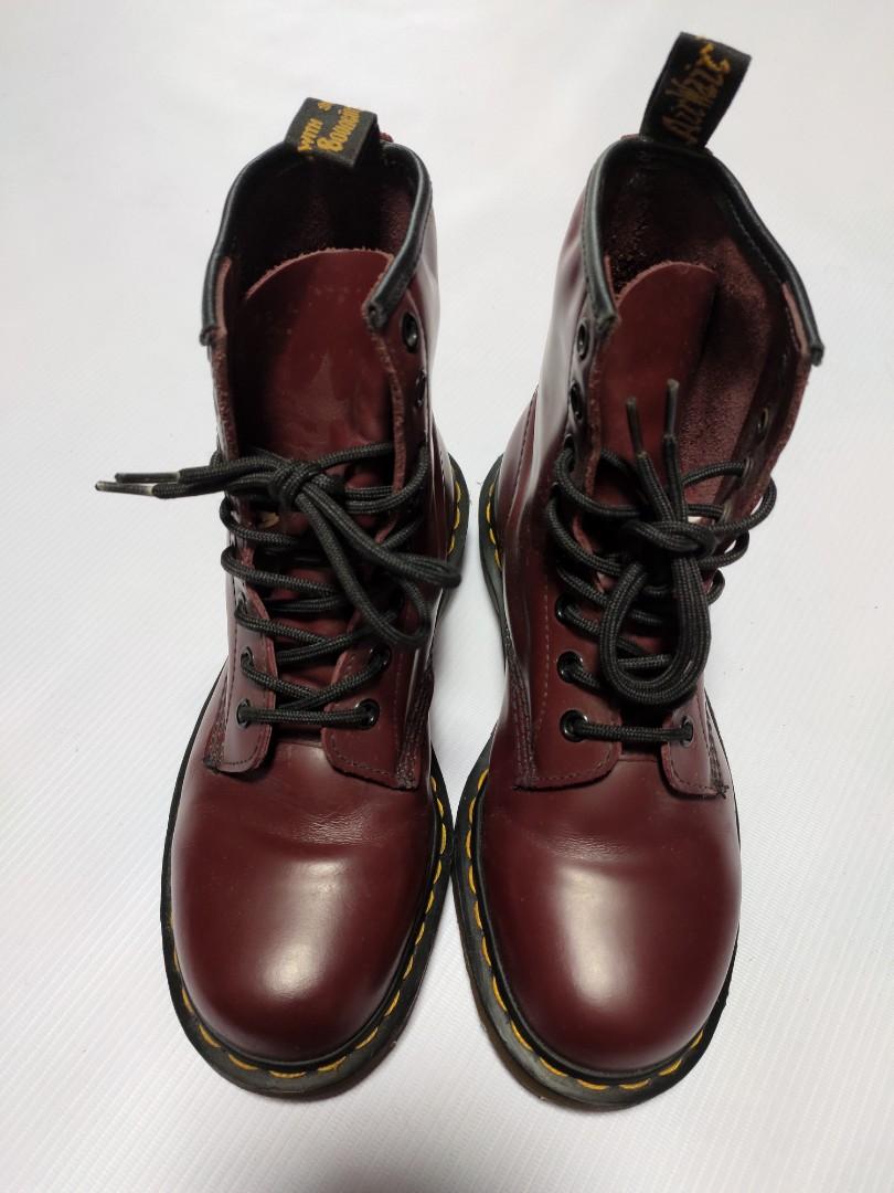 1460 dr martens cherry red