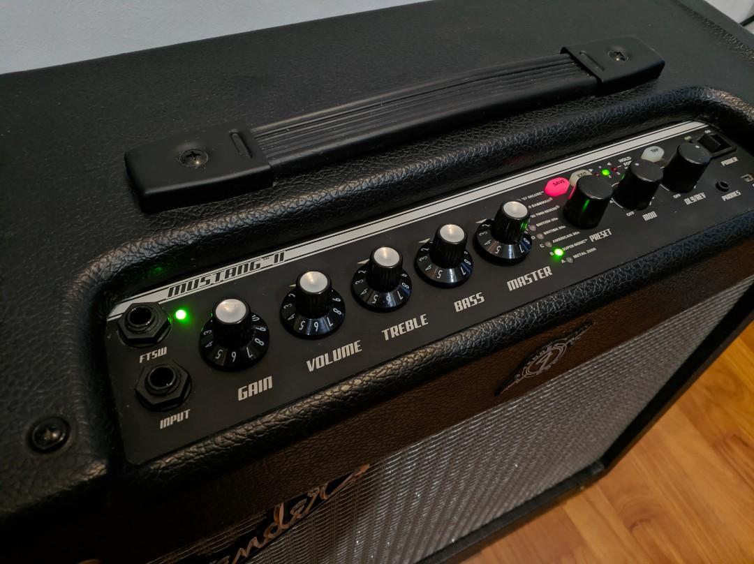 Fender Mustang II v2 40W Guitar Amplifier, Hobbies & Toys, Music