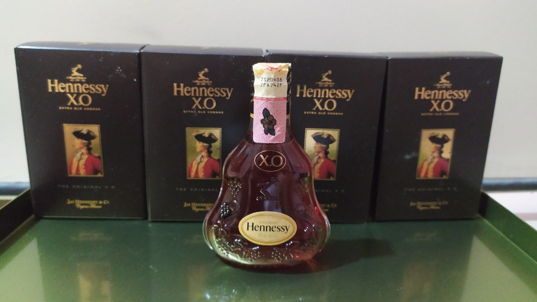 Hennessy Xo Miniature Bottles Food And Drinks Alcoholic Beverages On Carousell