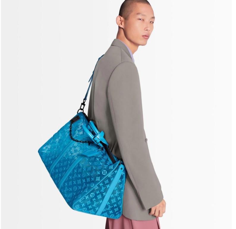 LV KEEPALL TRIANGLE BANDOULI RE 50