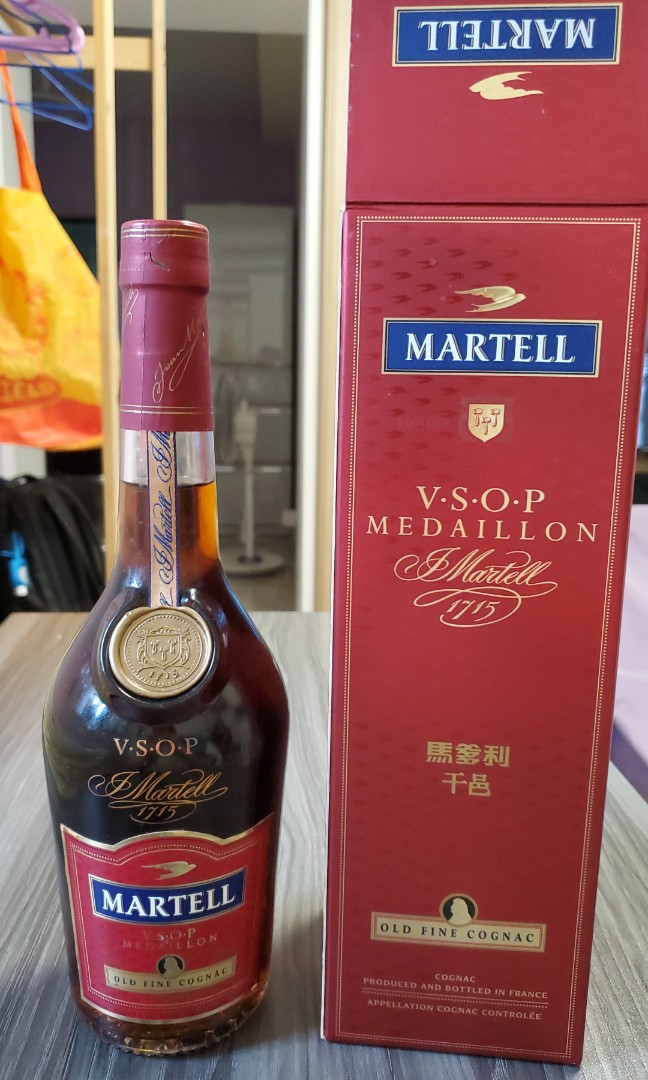 Martell VSOP Medaillon 馬爹利干邑700 ml, 嘢食& 嘢飲, 酒精飲料