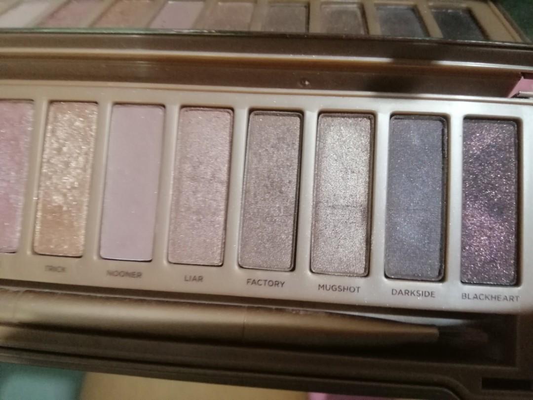 NAKED 3 (Category: Makeup) located in Manila. Submitted by kzpot (Listing ID 1019812013, Image 2). Description: Origina NAKED3 Slightly used.