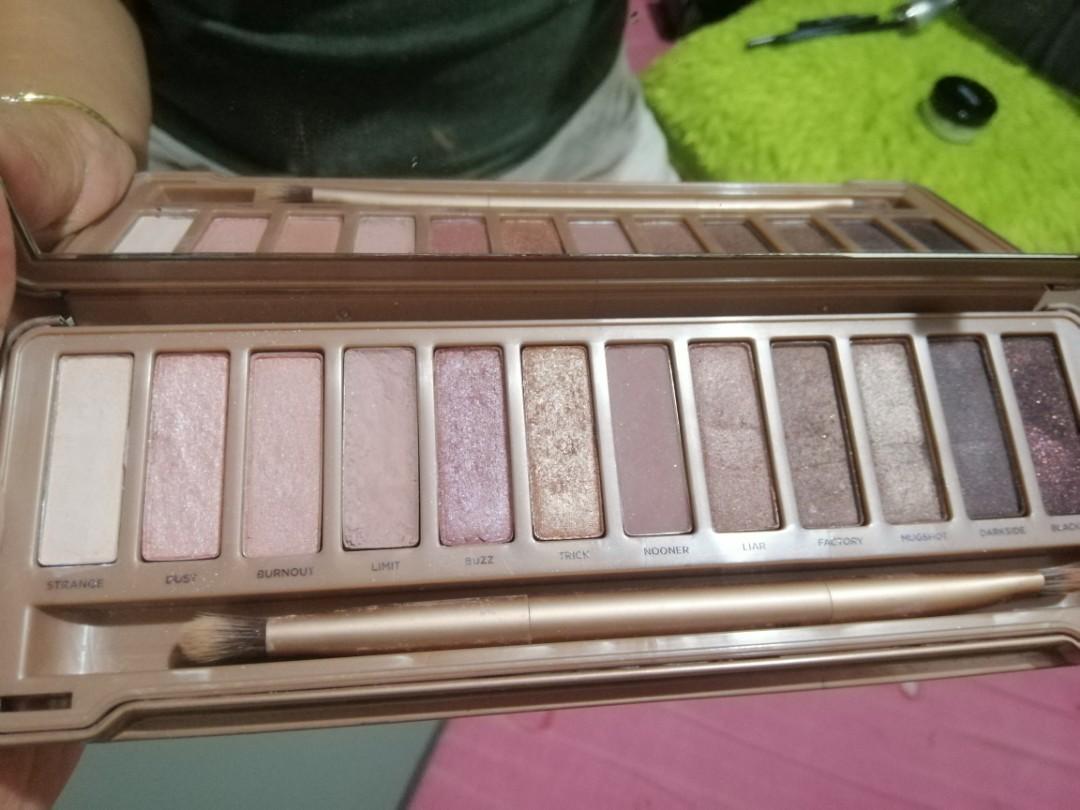 NAKED 3 (Category: Makeup) located in Manila. Submitted by kzpot (Listing ID 1019812013, Image 1). Description: Origina NAKED3 Slightly used.