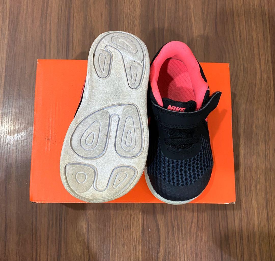 Nike revolution deals 4 bebé