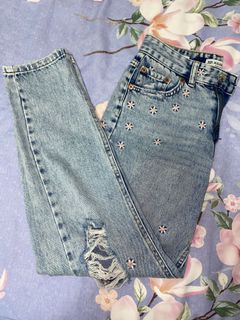 (Category: ) located in . Submitted by flahhh (Listing ID 1019927642, Image 1). Description: .