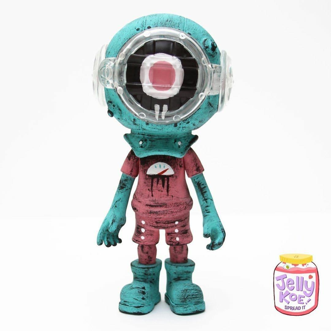 Deep Dive Custom Sank Toy By Jelly Koe X Strange Cat Toys Toys Games Bricks Figurines On Carousell