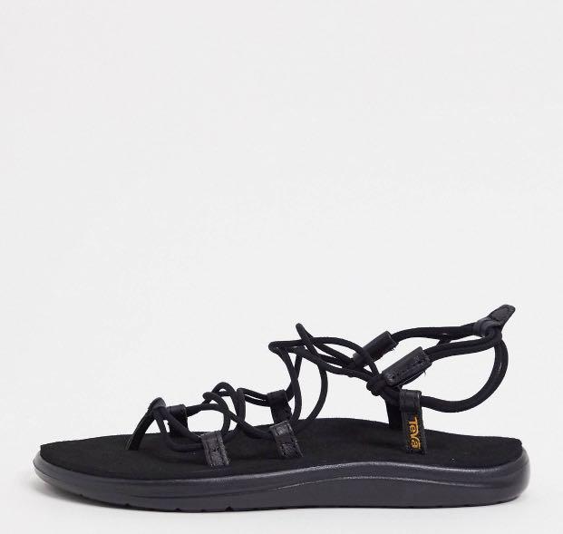 teva voya infinity lace up