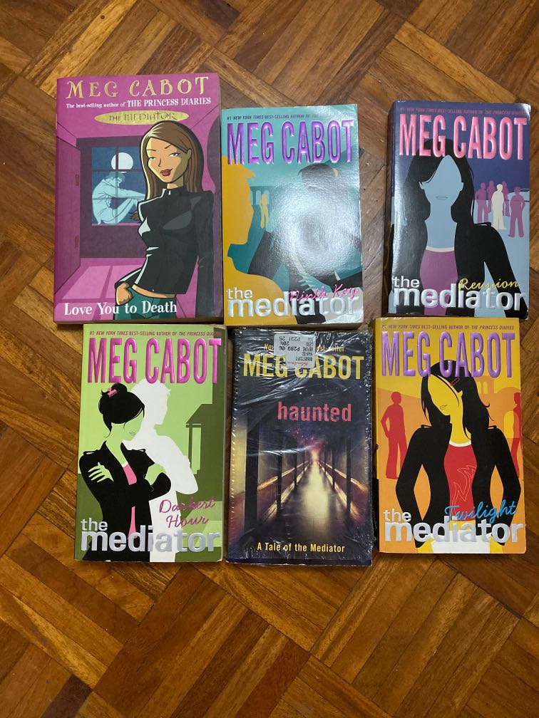 The Mediator Series By Meg Cabot Books Books On Carousell
