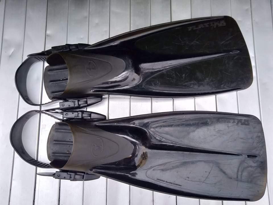 TUSA Scuba Diving Fins (Category: Fishing) located in Manila. Submitted by benjie.benjie3 (Listing ID 1020007226, Image 1). Description: Scuba Diving fins Brand= Tusa Model= platina Size= Medium L=.21 Inches W=.8 1/4 Inches 2nd hand with scratch No warranty Made in = Taiwan Price = 2,500 No swapping please. Price does not include shipping fees. For shipping, payment first to LBC, Palawan Express or Cebuana, You can use Grab , Lalamove, or LBC. Me