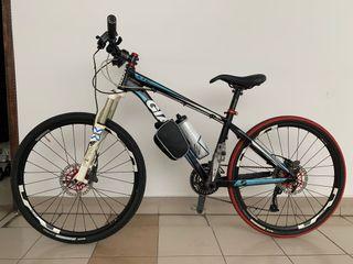 Mountain Bike Giant Bicycles Carousell Malaysia