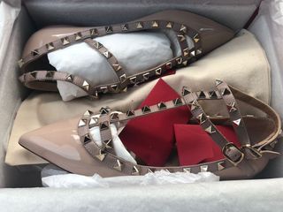 (Category: ) located in . Submitted by luxurybrandsonly (Listing ID 1019846599, Image 1). Description: .