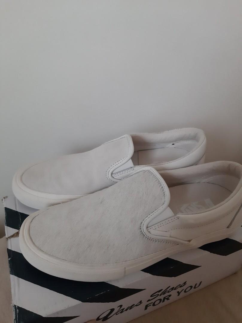mens slip on vans size 10
