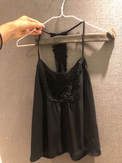 （分類：）位於 。 由 declutter927 提交（商品編號 1020211913，圖片 1）。簡介： 。