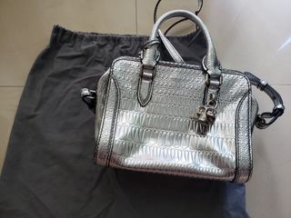（分類：）位於 。 由 ivyleeeee 提交（商品編號 1020059410，圖片 1）。簡介： 。