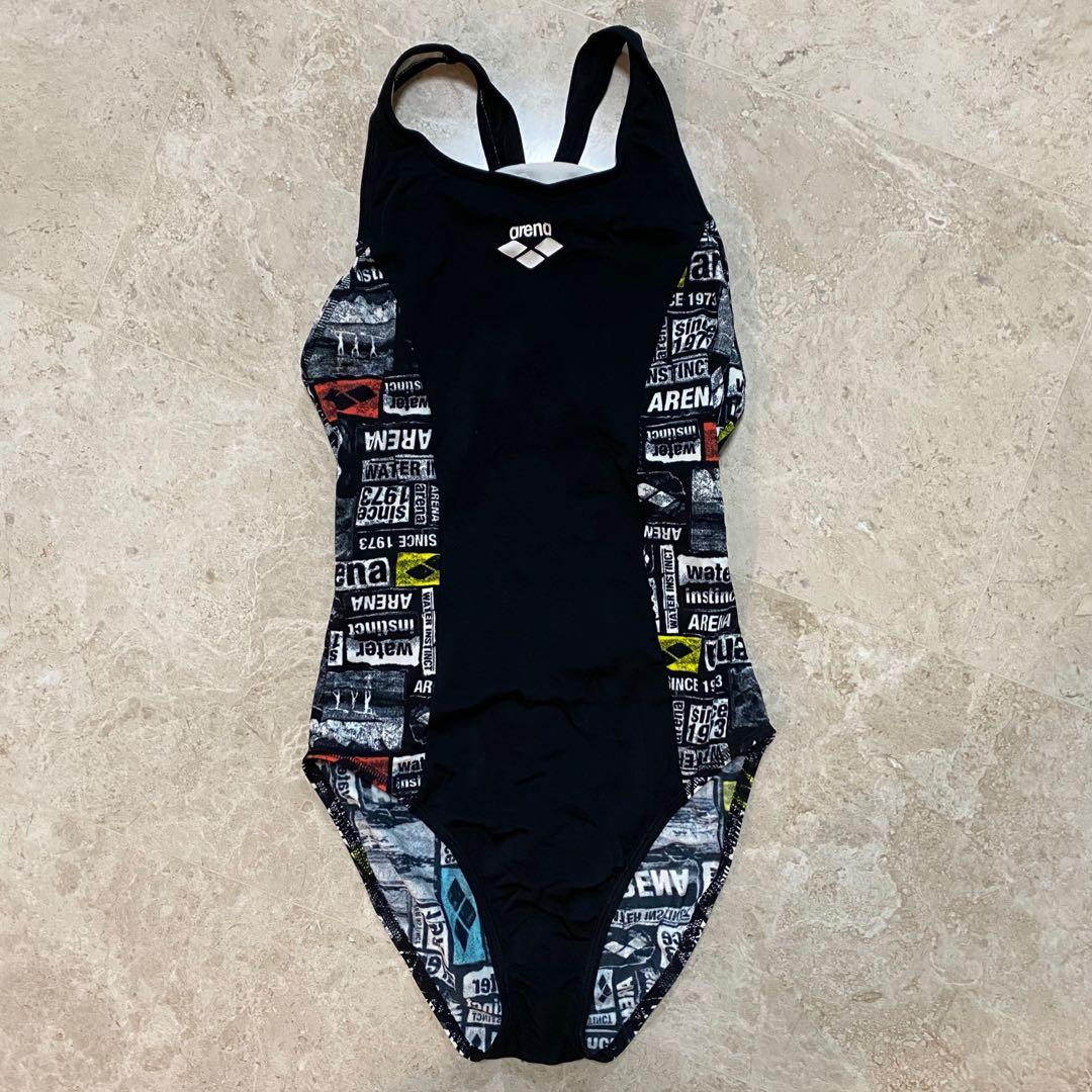 arena swimsuit size
